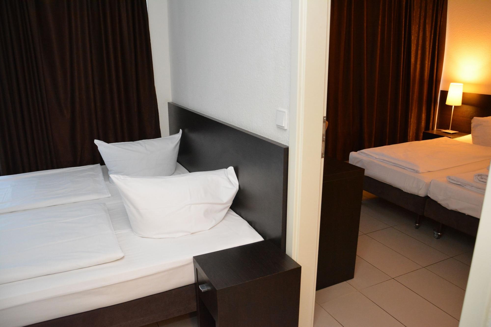 Mosel Hotel Frankfurt am Main Ngoại thất bức ảnh