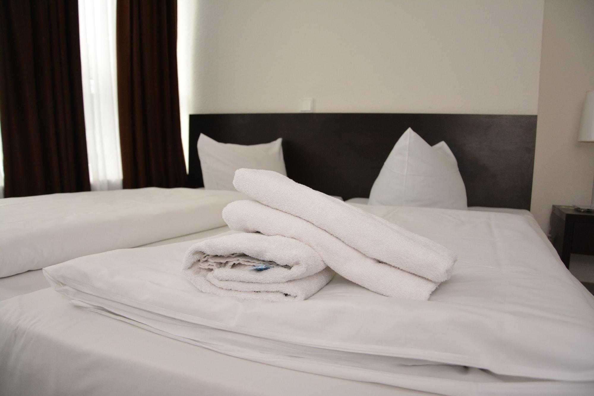 Mosel Hotel Frankfurt am Main Ngoại thất bức ảnh