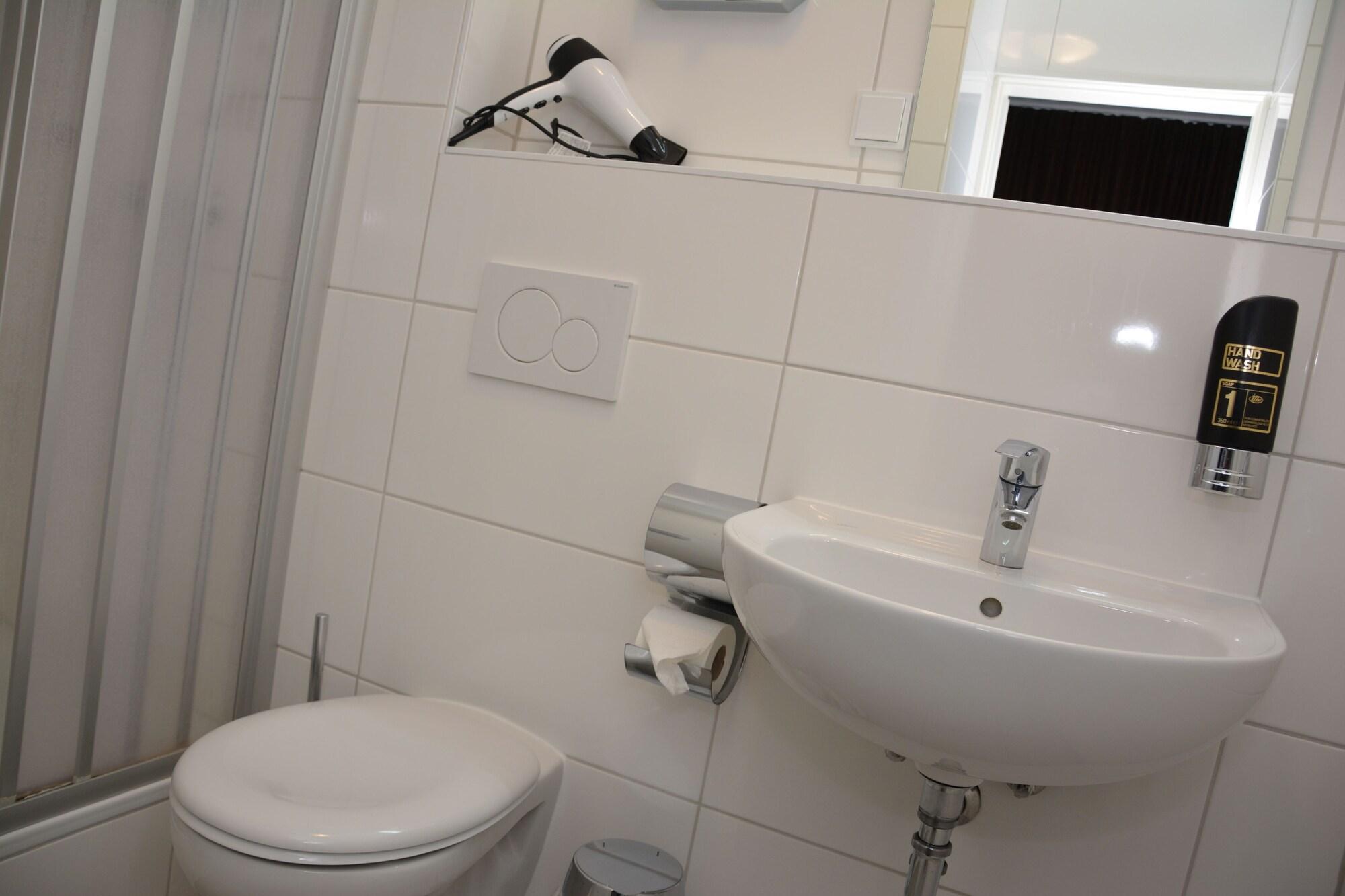 Mosel Hotel Frankfurt am Main Ngoại thất bức ảnh