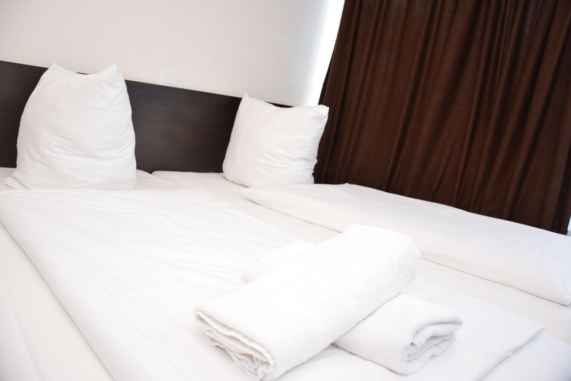 Mosel Hotel Frankfurt am Main Ngoại thất bức ảnh