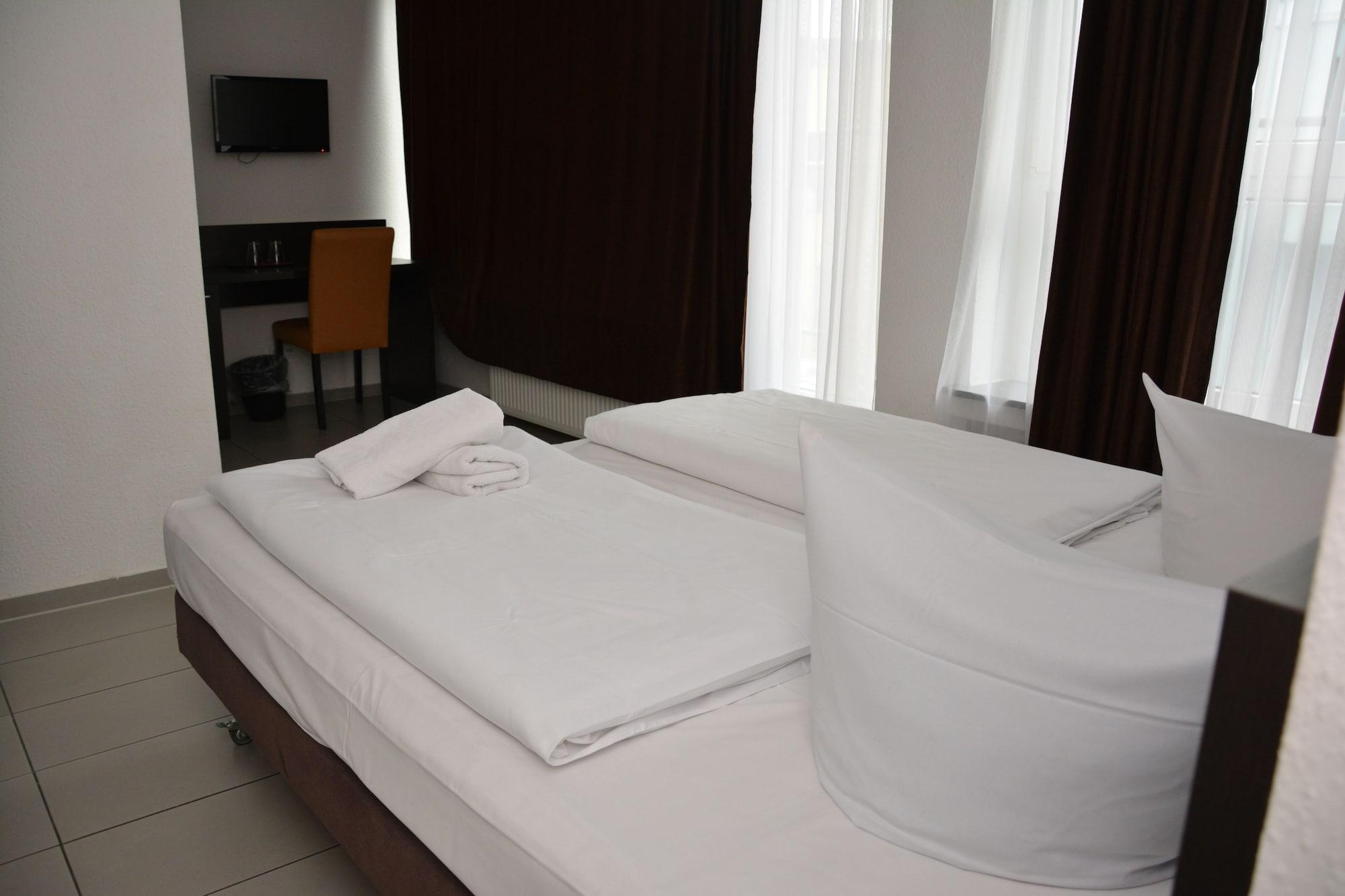 Mosel Hotel Frankfurt am Main Ngoại thất bức ảnh