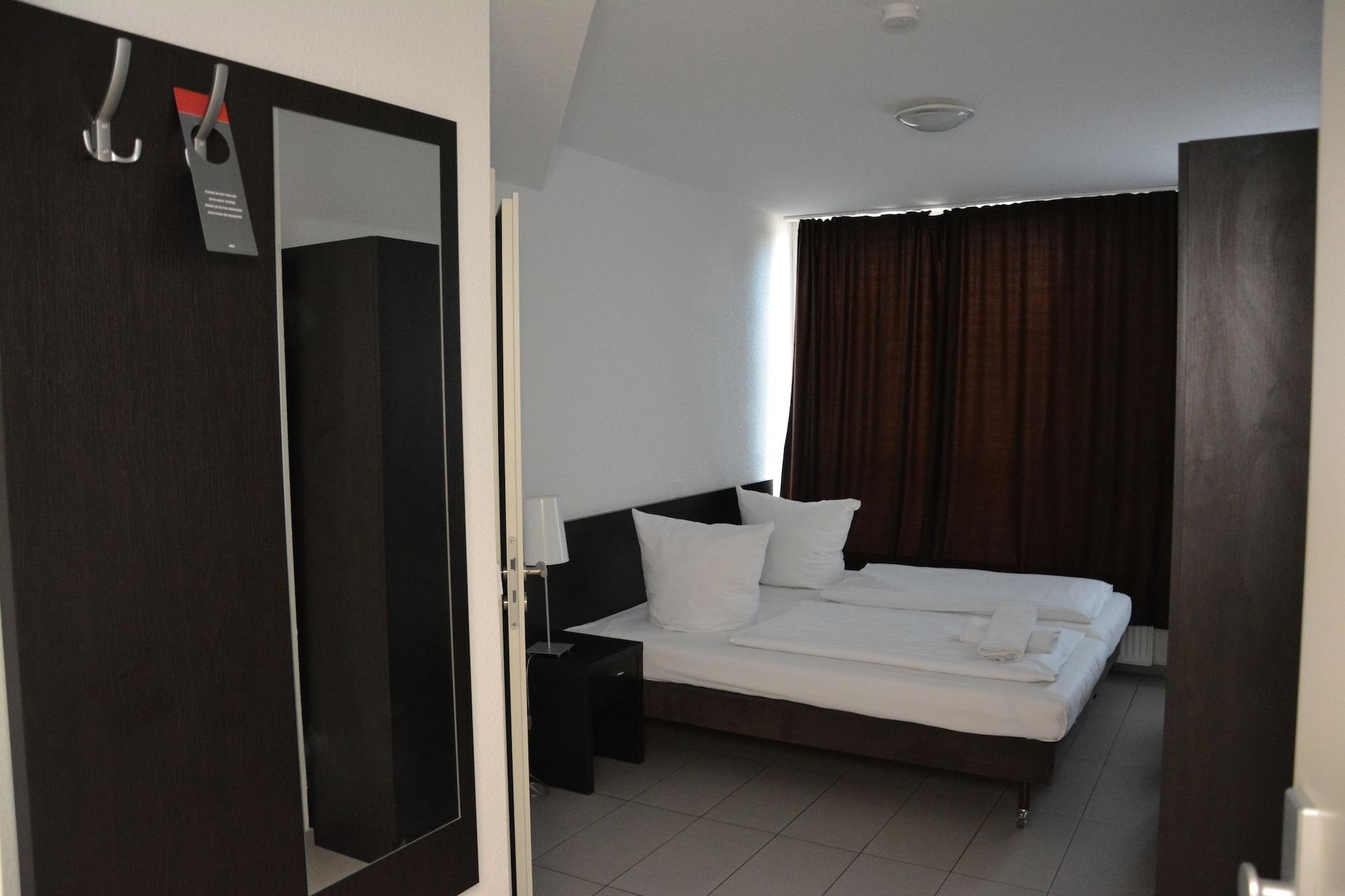 Mosel Hotel Frankfurt am Main Ngoại thất bức ảnh