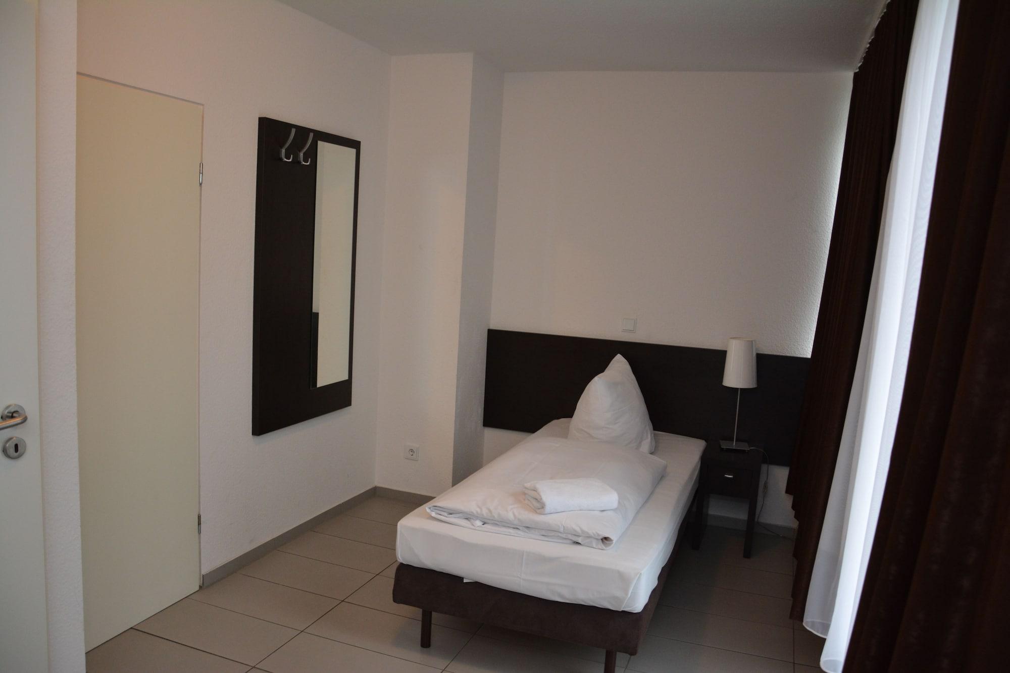 Mosel Hotel Frankfurt am Main Ngoại thất bức ảnh
