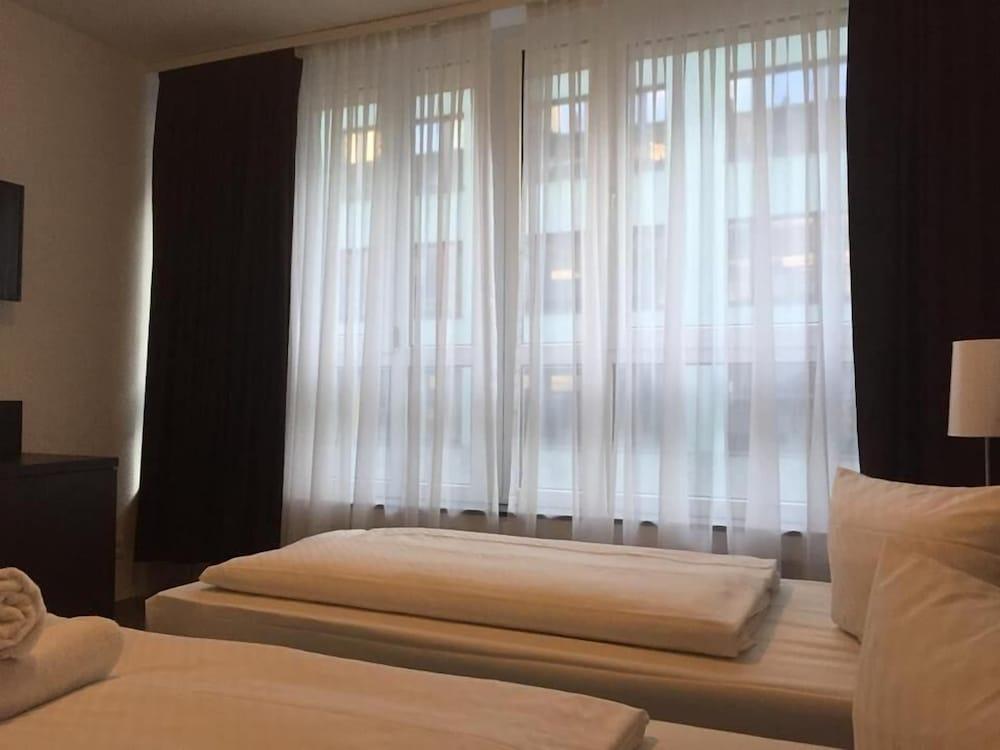 Mosel Hotel Frankfurt am Main Ngoại thất bức ảnh