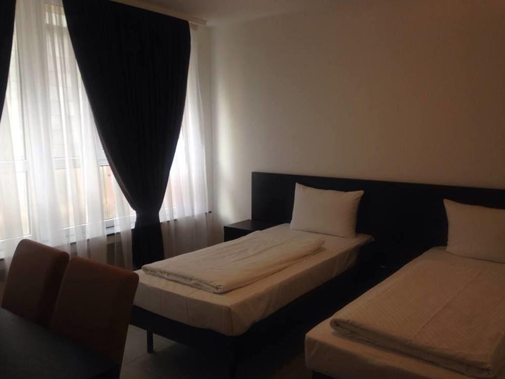 Mosel Hotel Frankfurt am Main Ngoại thất bức ảnh